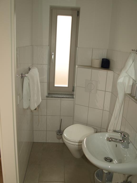 Gaestehaus In Der Gotthardtstrasse Erfurt Pokój zdjęcie